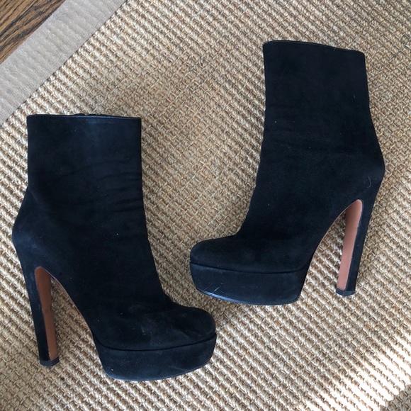 Alaia Shoes - Alaia Boots Black Suede